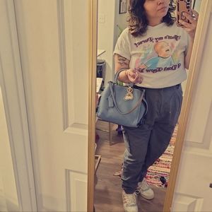 Meet your Posher, Mel